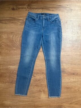 Lucky Brand Women's Skinny Jeans in Medium Blue Wash